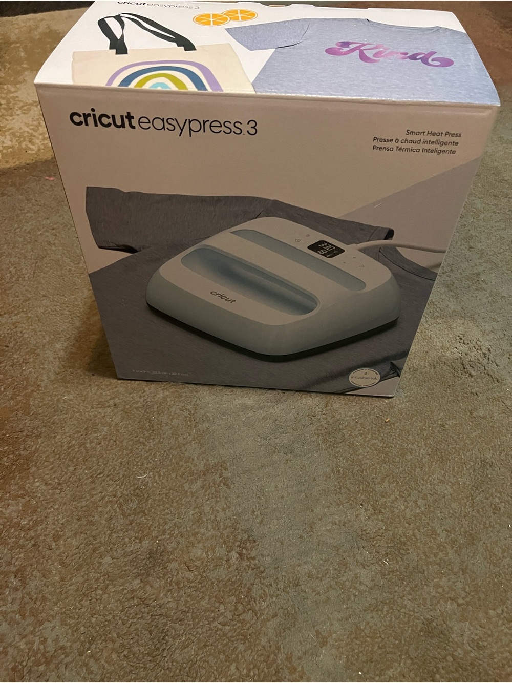 Cricut EasyPress 3 Light Blue and White Smart Heat Press